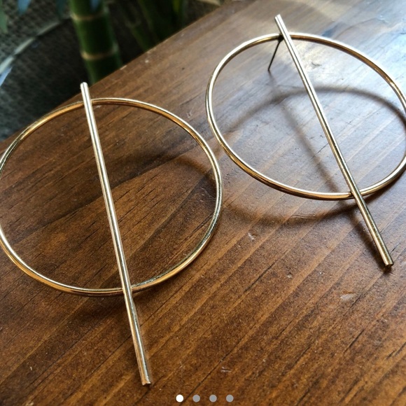 circle drop hoops - Picture 4 of 4